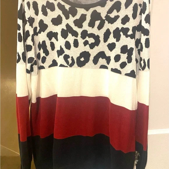 N W/ OUT TAGS Kim gravel color Block Sweater - Picture 2 of 5